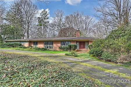 4801 Howland Ln Charlotte, NC 28226