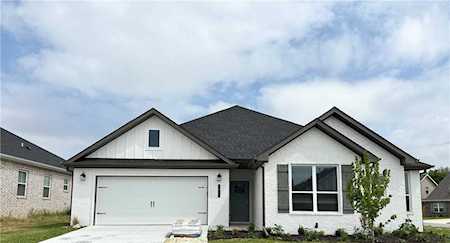 5802 SW Macasin Ave Bentonville, AR 72713