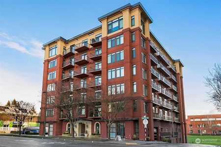 1106 108th Ave NE #702 Bellevue, WA 98004