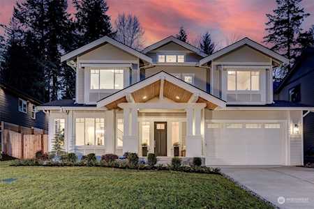 15033 SE 44th St Bellevue, WA 98006