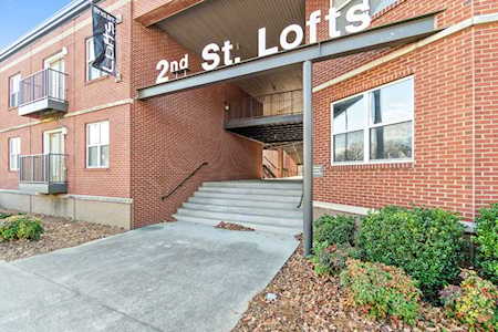 540 N 2nd St #102 Clarksville, TN 37040