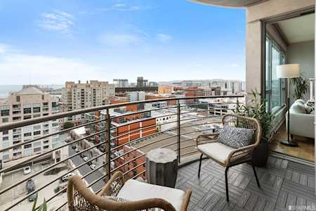 239 Brannan Street #15G San Francisco, CA 94107