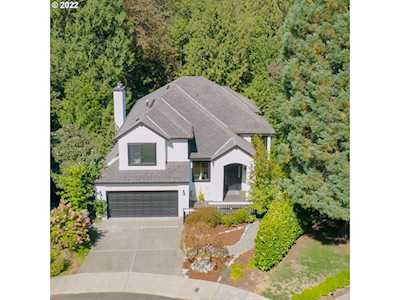 2820 SW Streamside DR Portland, OR 97219