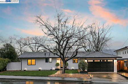 565 E Angela St Pleasanton, CA 94566
