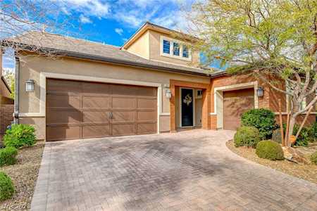 2561 Prairie Pine St Henderson, NV 89044