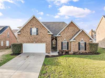 1219 Timber Creek Dr Murfreesboro, TN 37128