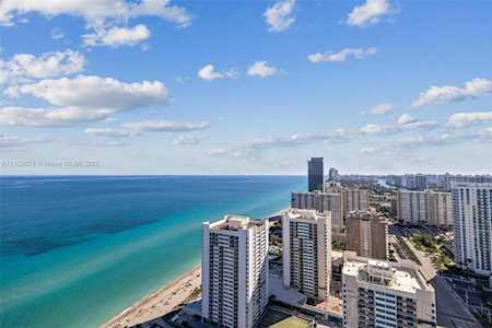 1850 S Ocean Dr #3605 Hallandale Beach, FL 33009