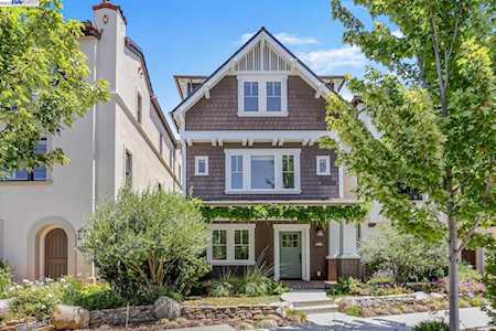 135 Easy St Mountain View, CA 94043