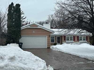 724 Cheyenne Lane Mendota Heights, MN 55120