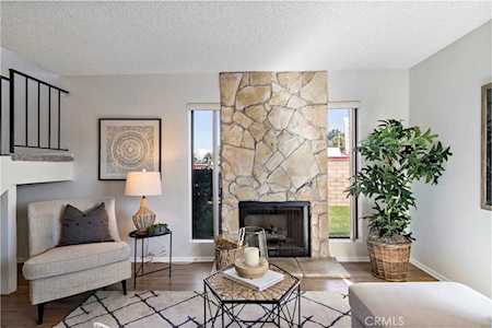 10038 Aspen Circle Santa Fe Springs, CA 90670