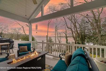 714 S Riverside Dr Neptune Township, NJ 07753