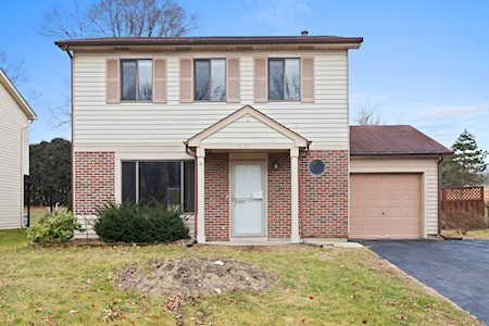 3130 E Winchester Ct Aurora, IL 60504