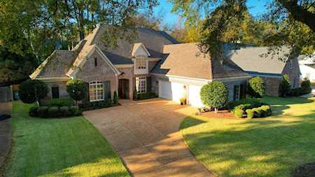 379 Fairfield Cir Memphis, TN 38117
