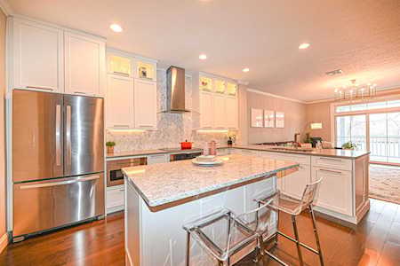 55 River Front Dr #319 Manchester, NH 03102