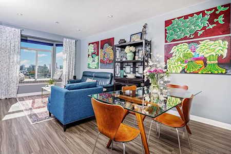 2400 5Th Ave #332 San Diego, CA 92101
