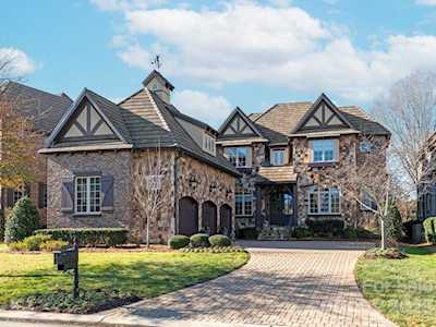 8722 Thornbury Place Waxhaw, NC 28173