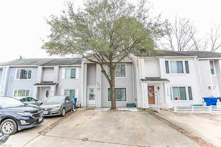 5907 Blackpoole Ln Virginia Beach, VA 23462