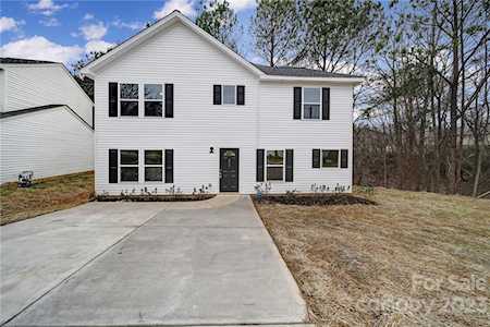 311 Cupped Oak Ct Charlotte, NC 28213