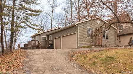 11669 Timberlane Trl Hartland Twp, MI 48353