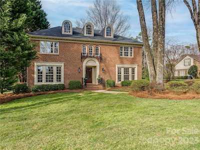 2022 Clematis Dr Charlotte, NC 28211