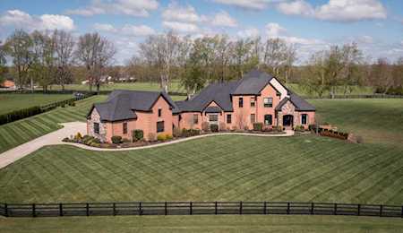 111 Pearl Ln Nicholasville, KY 40356