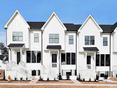 4926 Trek Lane Raleigh, NC 27606