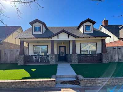 2107 9th Street Lubbock, TX 79401