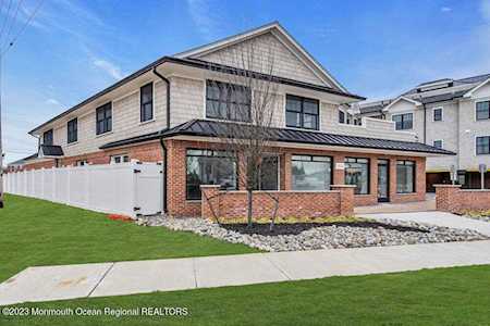 1805 Route 35 Point Pleasant Beach, NJ 08742