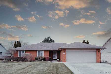 7325 Silver Leaf Ln West Bloomfield Twp, MI 48322