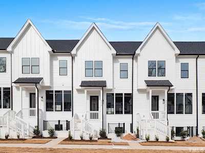 4924 Trek Lane Raleigh, NC 27606