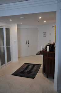 1581 Brickell Ave #2001 Miami, FL 33129