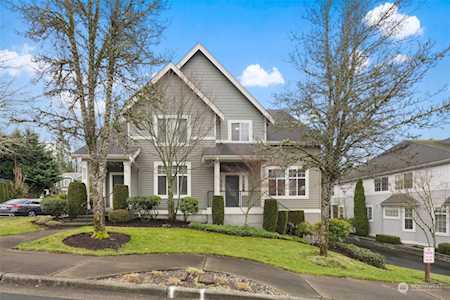 6785 161st Ave SE #B Bellevue, WA 98006
