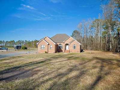 3718 Douglas Rd Chesapeake, VA 23322