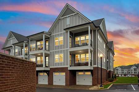 700 Vintage Green Ln #205 Franklin, TN 37064
