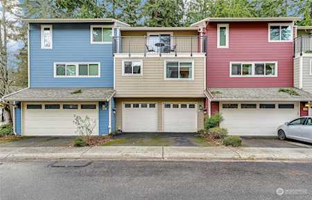 702 N 161st Place #2 Shoreline, WA 98133