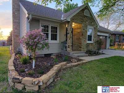 8504 Sunbeam Ln Lincoln, NE 68505