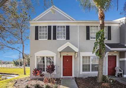 451 Countryside Key Blvd Oldsmar, FL 34677
