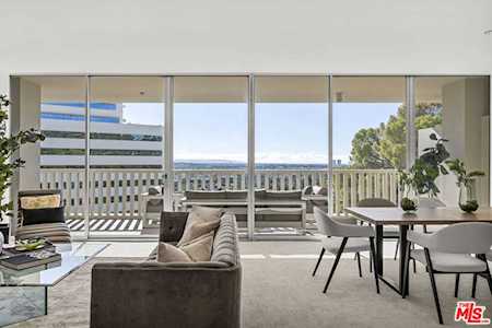 9255 Doheny Rd #804 West Hollywood, CA 90069