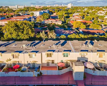 1701 NE 115th St #37A Miami, FL 33181
