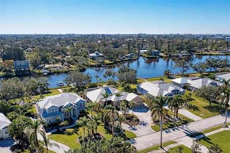 873 Hillcrest Dr Nokomis, FL 34275