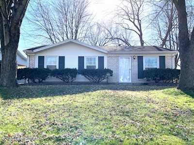 1220 Afterglow Ct Louisville, KY 40214