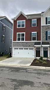 1017 Gabion Way Chesapeake, VA 23323