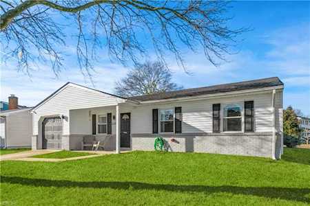 5121 Edon Hall Ln Virginia Beach, VA 23464