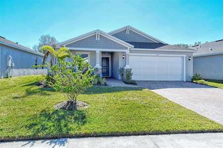 3573 74th Avenue CIRCLE E Sarasota, FL 34243