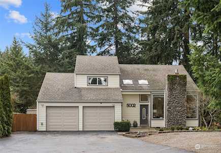 5002 W Tapps Dr E Lake Tapps, WA 98391