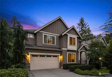 22406 SE 20th St Sammamish, WA 98075