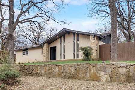 2905 Friendswood Drive Arlington, TX 76013