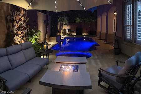 452 Pinnacle Heights Ln Las Vegas, NV 89144