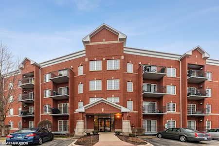 3401 Wellington Ct #212 Rolling Meadows, IL 60008