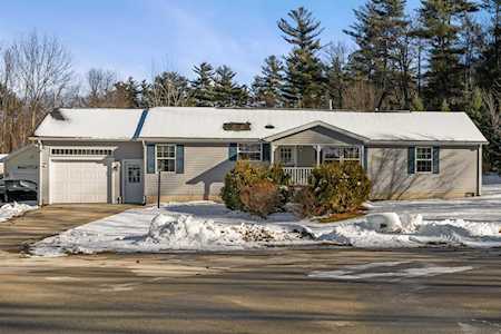 23 Mill Pine Rd Sandown, NH 03873